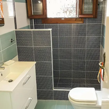 Four Bedroom Holiday In Kokkala Mani Kotronas