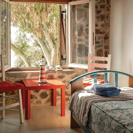 Four Bedroom Holiday In Kokkala Mani Kotronas